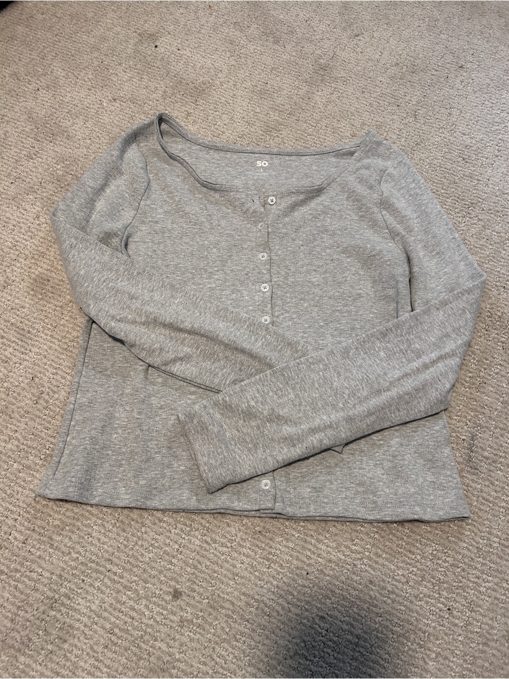 SO Women's Heather Gray Button Front Long Sleeve Top large